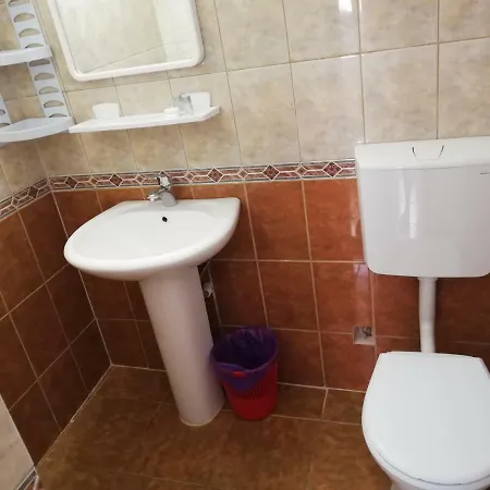 Virginia Apartament Mamaia-nord 게스트하우스 *
