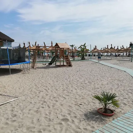 Virginia Apartament Mamaia-nord 게스트하우스